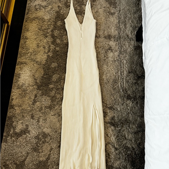 A&F Elevated Keyhole Ribbed Knit Dress - Picture 3 of 7